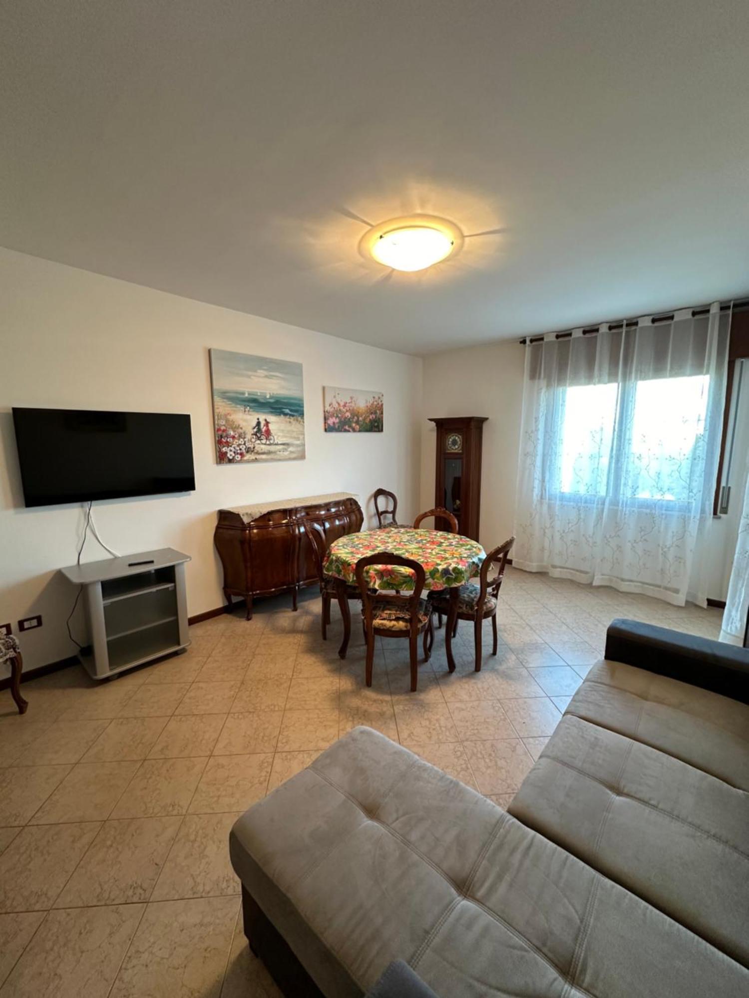 Residence Beatrice - Agenzia Cocal Каорле Екстер'єр фото